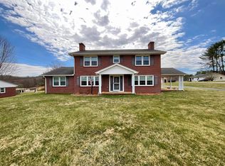 7947 Carrollton Pike, Galax, VA 24333