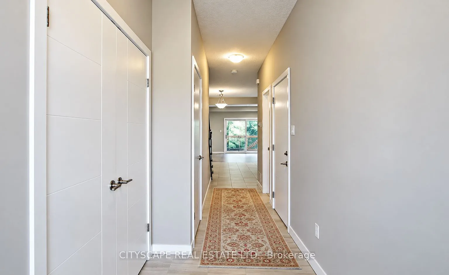 3 bed, $2,800 — Photo 2