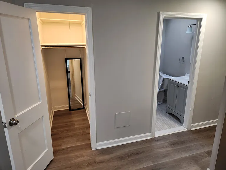 611 Glenview St #2 — Photo 21