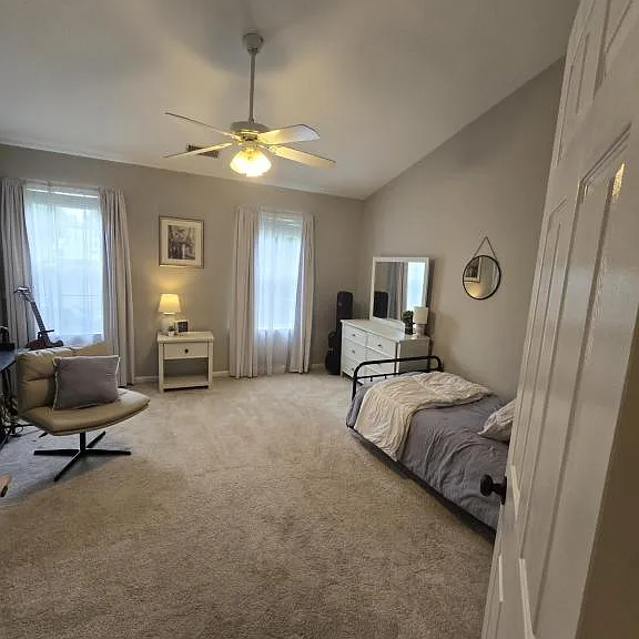 42 Charleston Ct — Photo 17