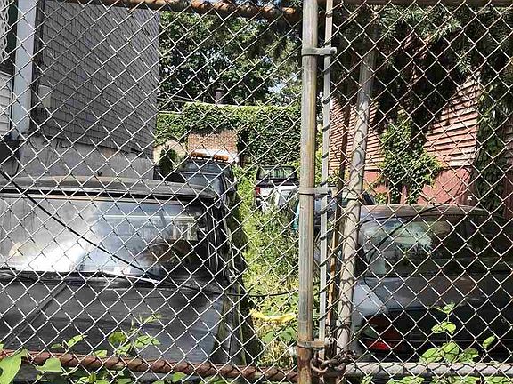 2nd image of 46 Jewett Ave