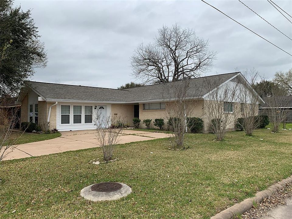 1st image of 3802 Woodmont Dr