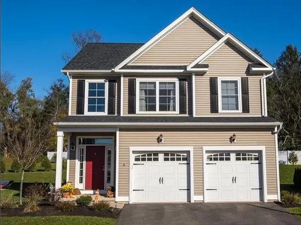 6 Lexington Gdns, North Haven, CT 06473