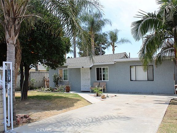 3rd image of 12130 Elliott Ave