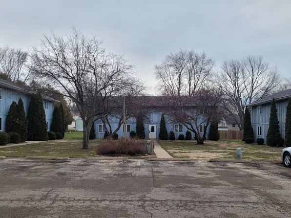 1 Bedroom Apartment $650/month $400 deposit, 202 Barbara St APT 3, Mount Morris, IL 61054
