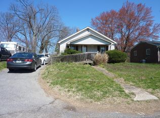 5137 Morwanda St NW, Roanoke, VA 24017