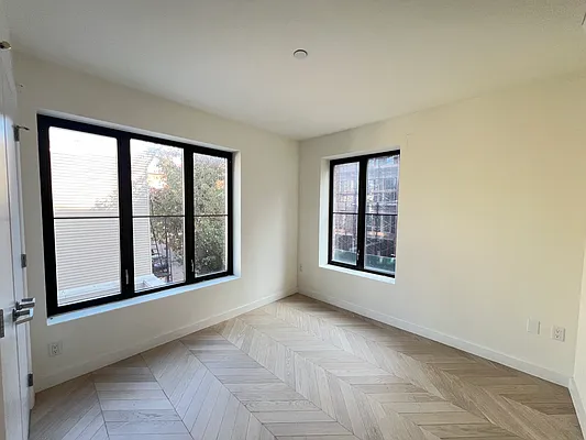 Rented by RBM Management | media 27