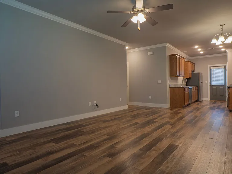 1733 Booker Cir — Photo 8