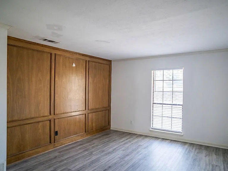3706 Bishop Hill Dr — Photo 8