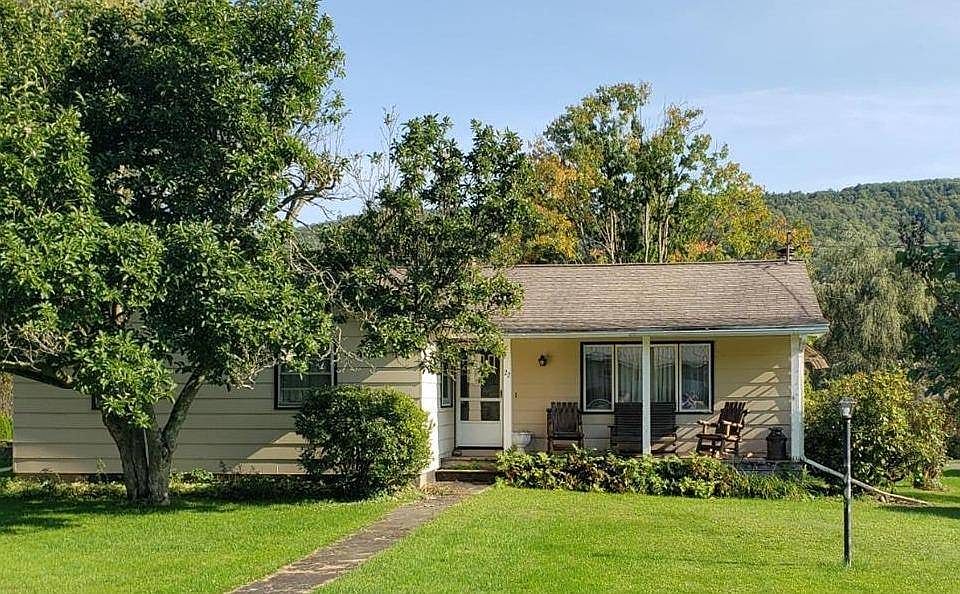 1st image of 22 Meadow St