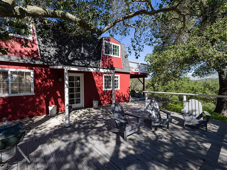 Oak Haven Ln — Photo 2