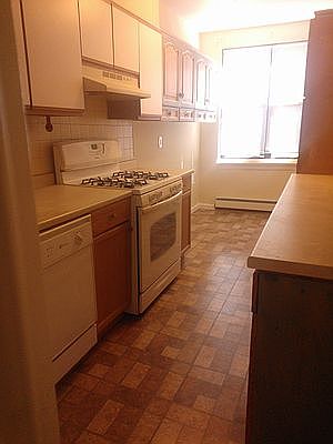 5th image of 7238 Yellowstone Blvd Floor 1