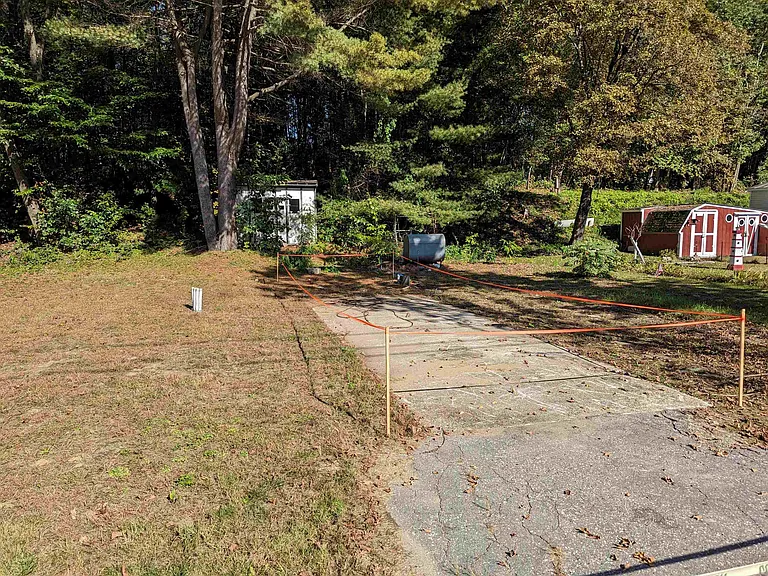 14 Lower Landing Rd — Photo 2