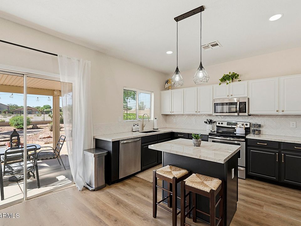 1st image of 30158 N ROYAL OAK Way