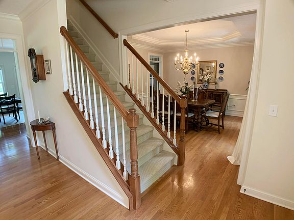 4th image of 10136 Archer Ln