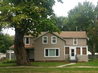 211 S Transit St, Creston, IL 60113