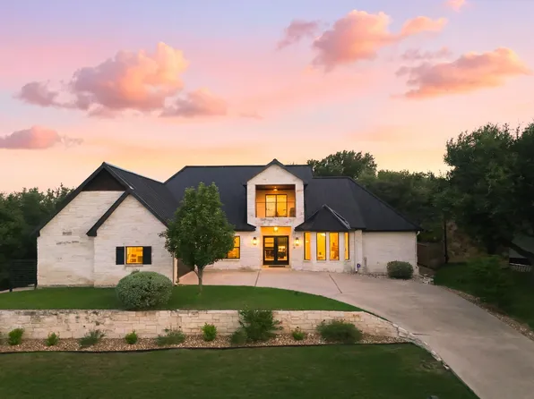 302 Left Ln, Horseshoe Bay, TX 78657