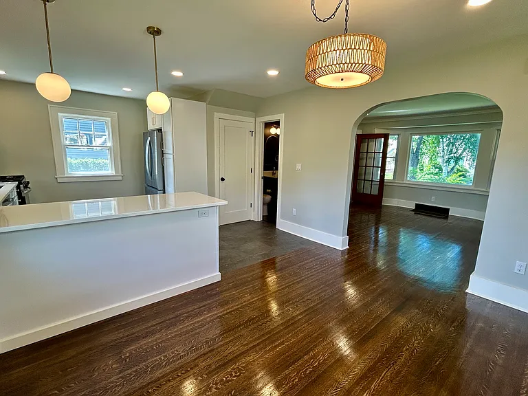 329 Somershire Dr — Photo 8