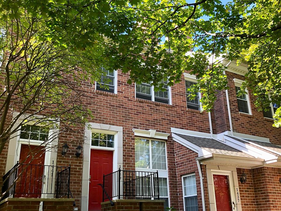 1st image of 1439 Chesapeake Dr #1