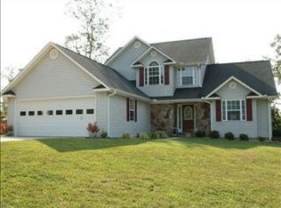 49 Hannah Brook Ln, Cleveland, GA 30528