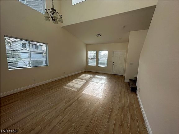 4th image of 4925 Celsion Rock St