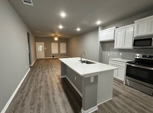 504 N Highway 69 #3, Celeste, TX 75423