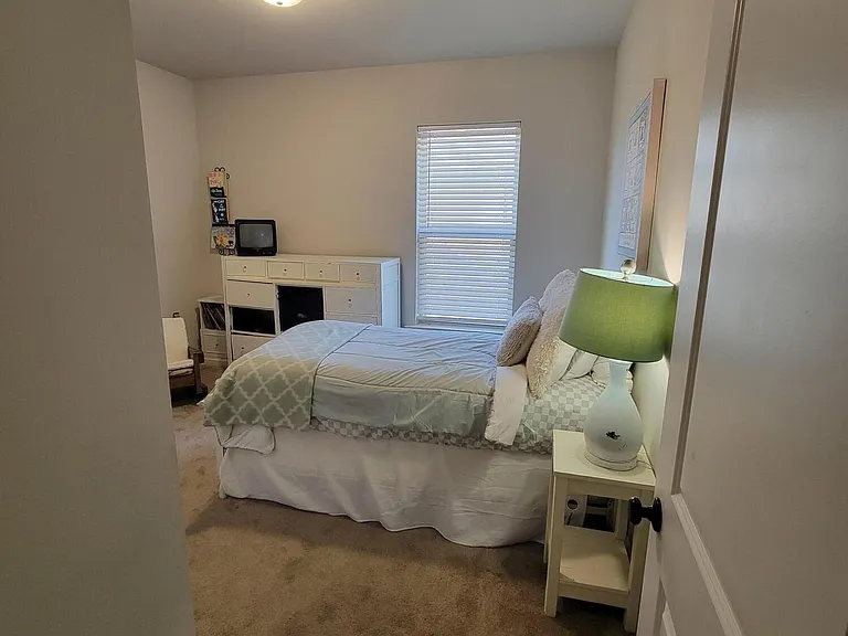 10165 Patrick Dr — Photo 40