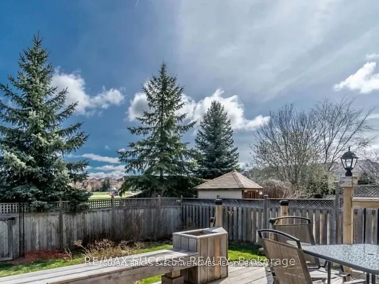 5847 Summerside Dr — Photo 2