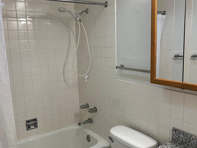 1240 W Jarvis Ave #305 — Photo 6
