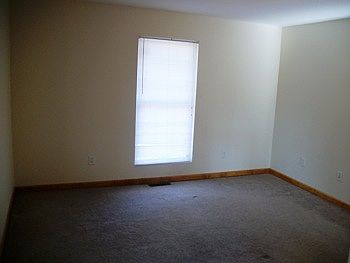 2nd image of 1810 Fowler St