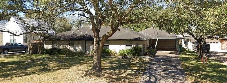 1st image of 3518 W Circle Dr