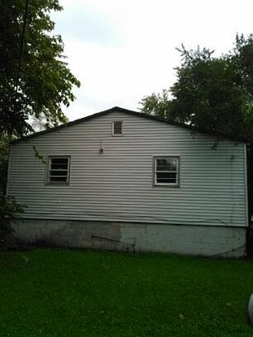 2nd image of 2340 Tennessee St