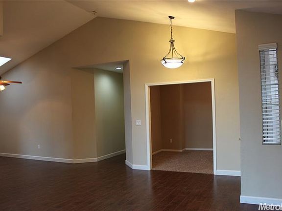 4th image of 8219 Heritage Meadow Ln