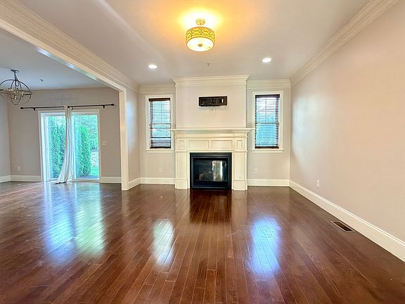 2nd image of 99 Brookview Rd #99