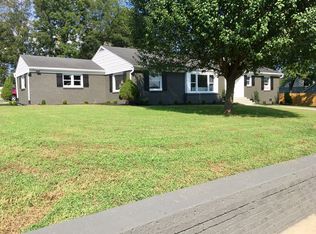 405 3rd Ave E, Carthage, TN 37030