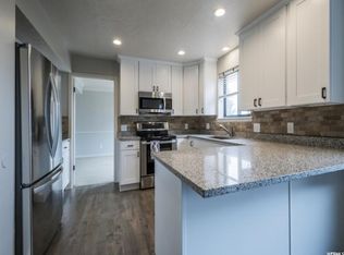 11584 S Broadview Way, Sandy, UT 84092