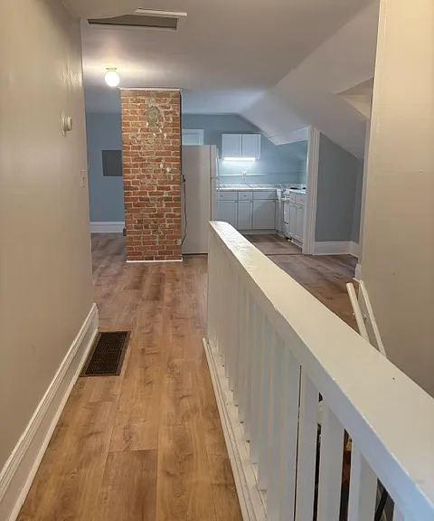 213 Ballard St #2 — Photo 6