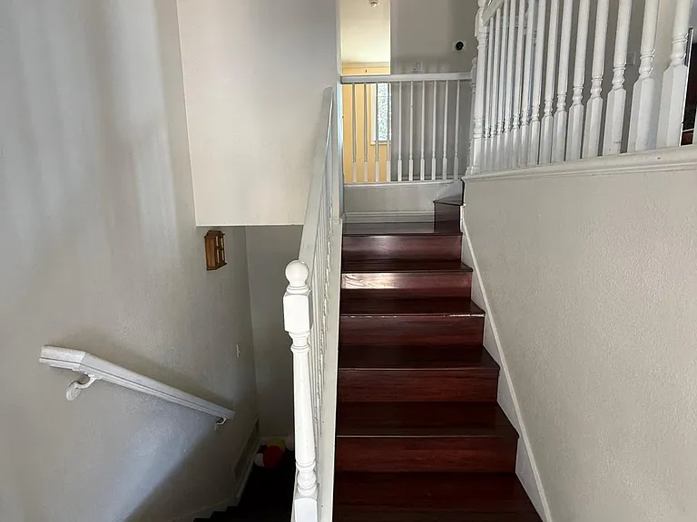 Monterey Way — Photo 2