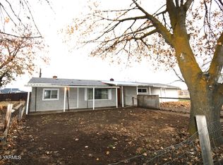 6201 Ahtanum Rd, Yakima, WA 98903