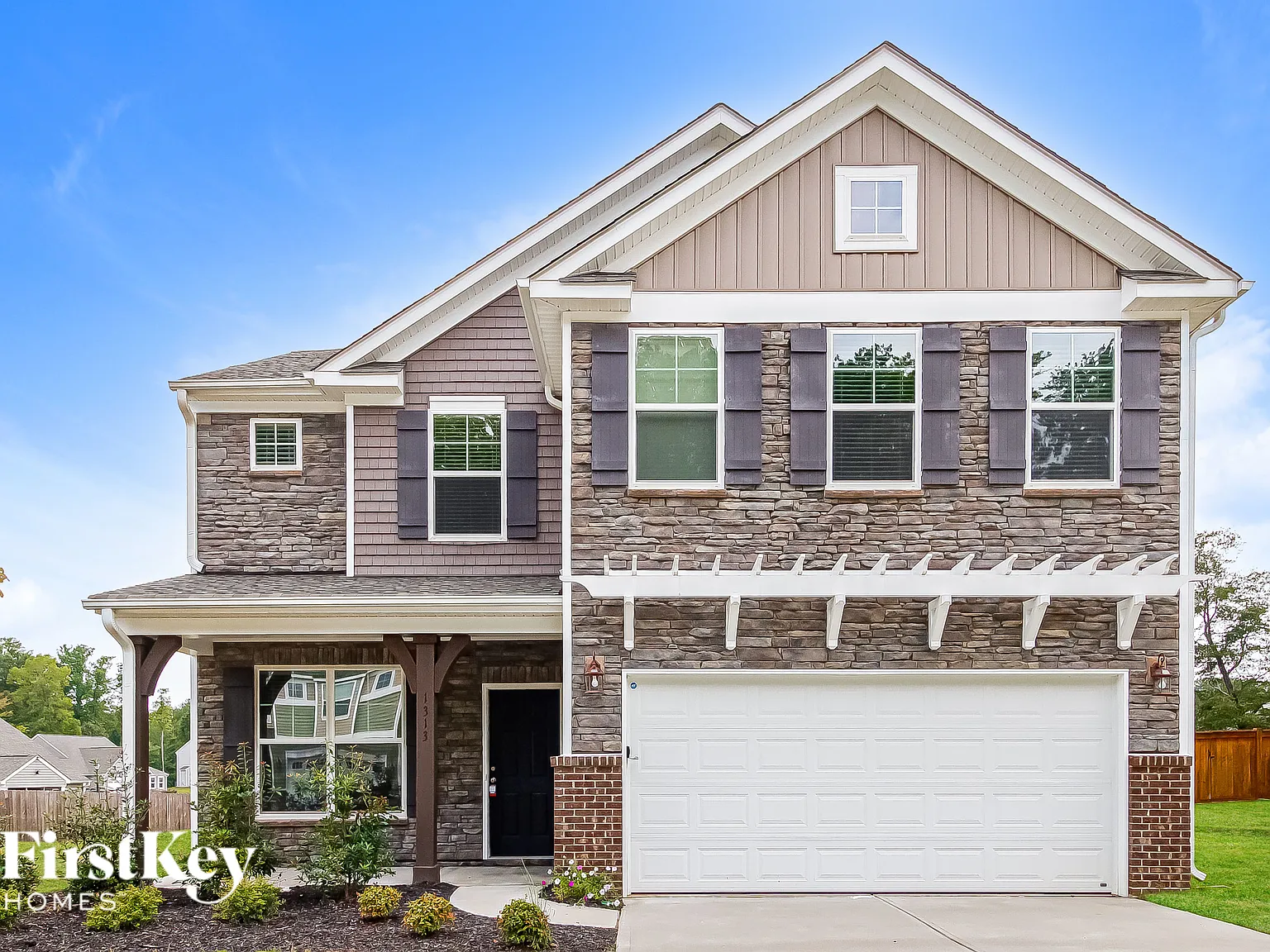 4 bed, 2.5 bath, 2648 sqft, $2,765 — Photo 1
