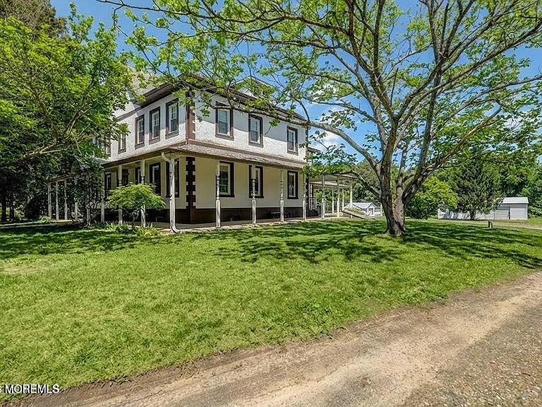 15 Hummingbird Way — Photo 11