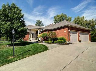 1595 Wedgewood Dr, Piqua, OH 45356