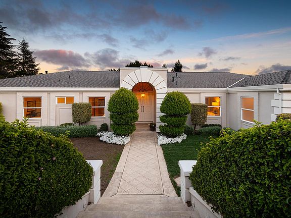 2nd image of 15 Mirasol Ct