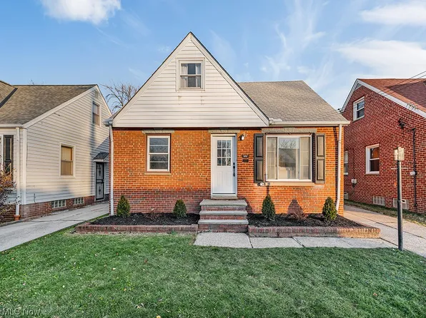 835 E 216th St, Euclid, OH 44119