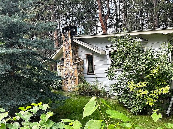 Fenced Yard 