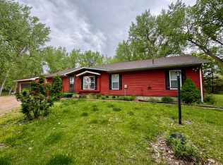 2515 Woodland Rd, Gibbon, NE 68840