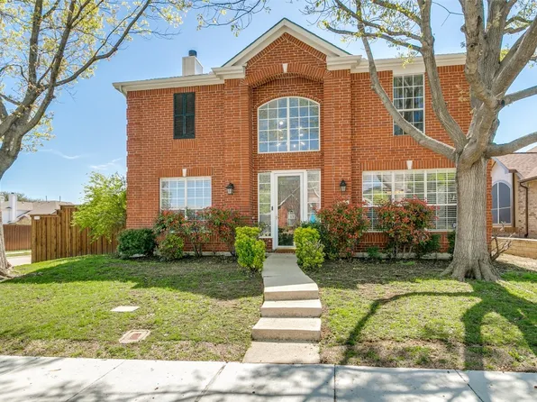 1660 Castle Rock Dr, Lewisville, TX 75077