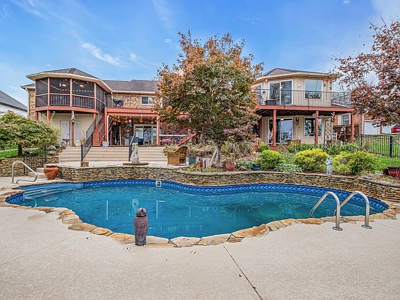 4th image of 1445 Dickerson Bay Dr