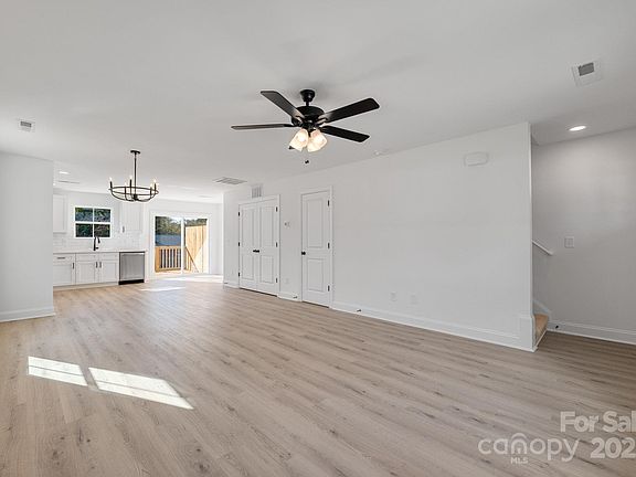 5th image of LOT 1 W Park Ave