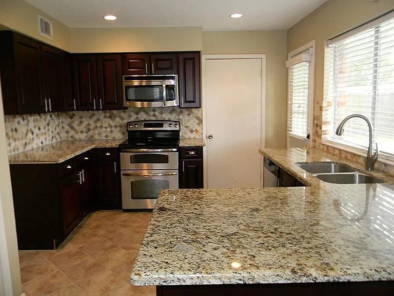 2754 Quarry Hill Rd — Photo 9